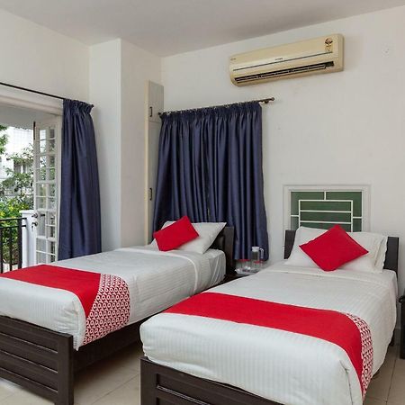 Oyo 23202 Cute Orange Service Apartments Chennai Exterior foto