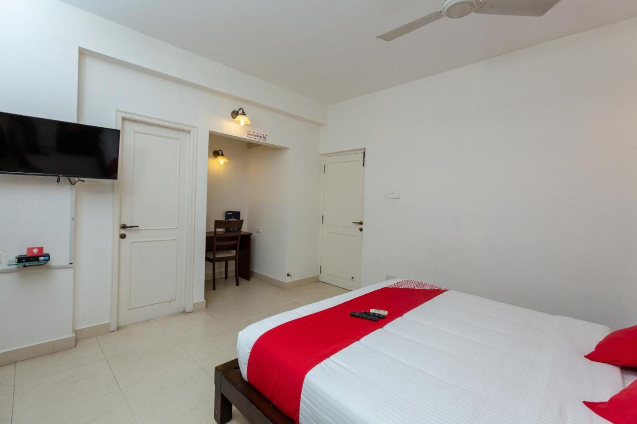 Oyo 23202 Cute Orange Service Apartments Chennai Exterior foto